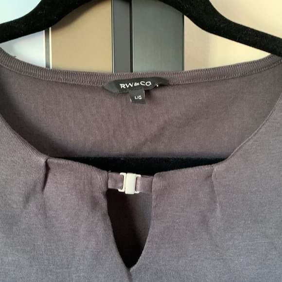 Jacob cut-out top - slate grey, size large - Picture 2 of 3